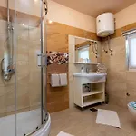Διαμέρισμα Casa Cerin Ρόβινι