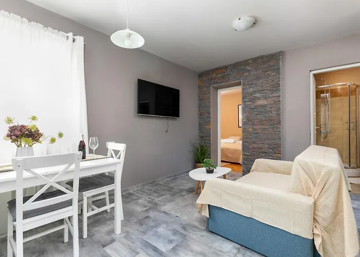 Casa Cerin Apartman *